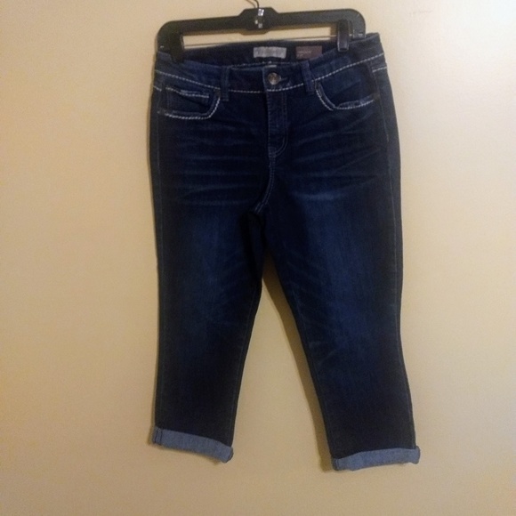 Vintage America Blues Women's Roll Cuff Capri Jeans - Mid Rise Slim Straight Leg Denim